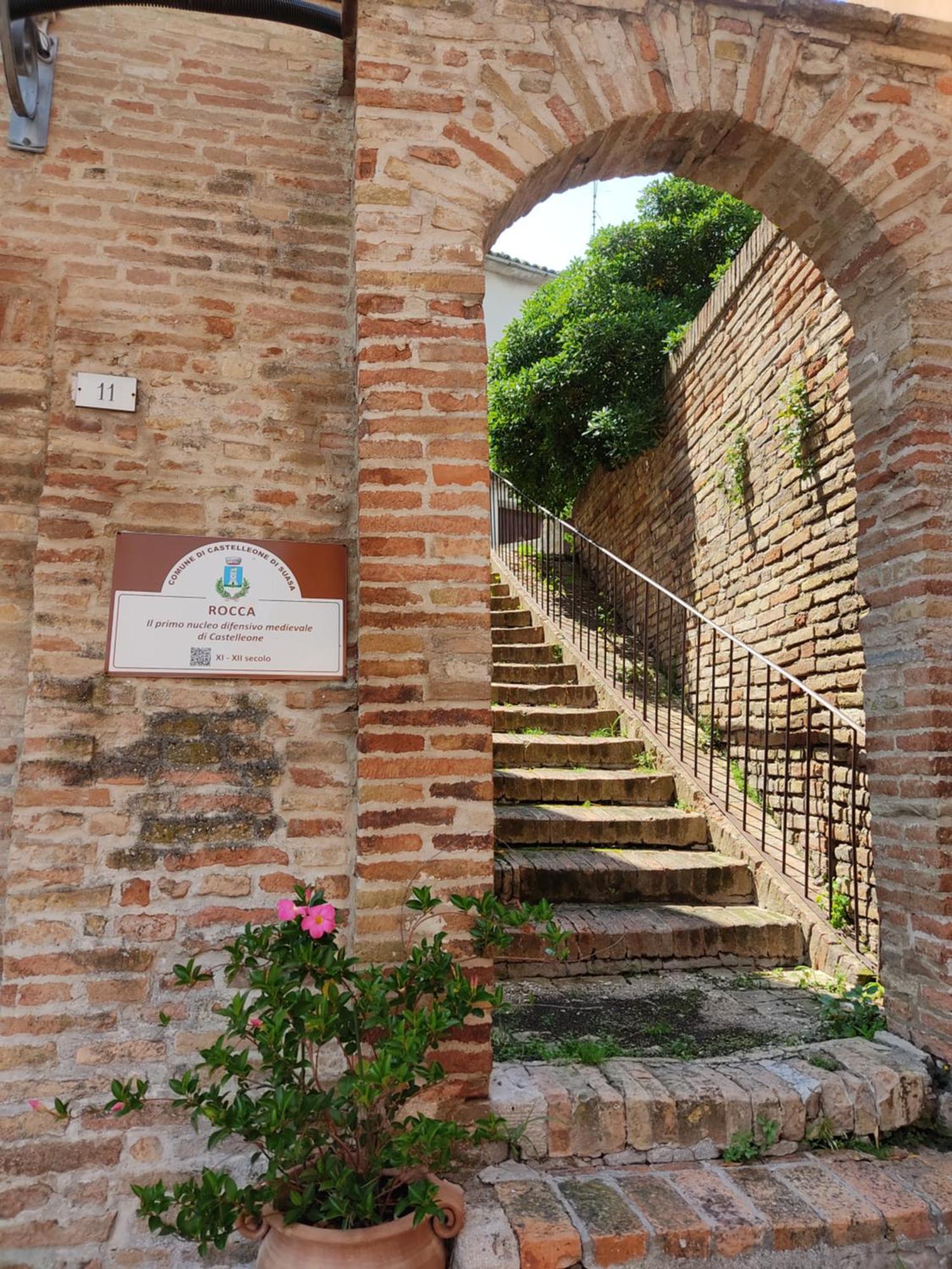 Casa Borgo Fonte Villa Castelleone di Suasa Exterior photo