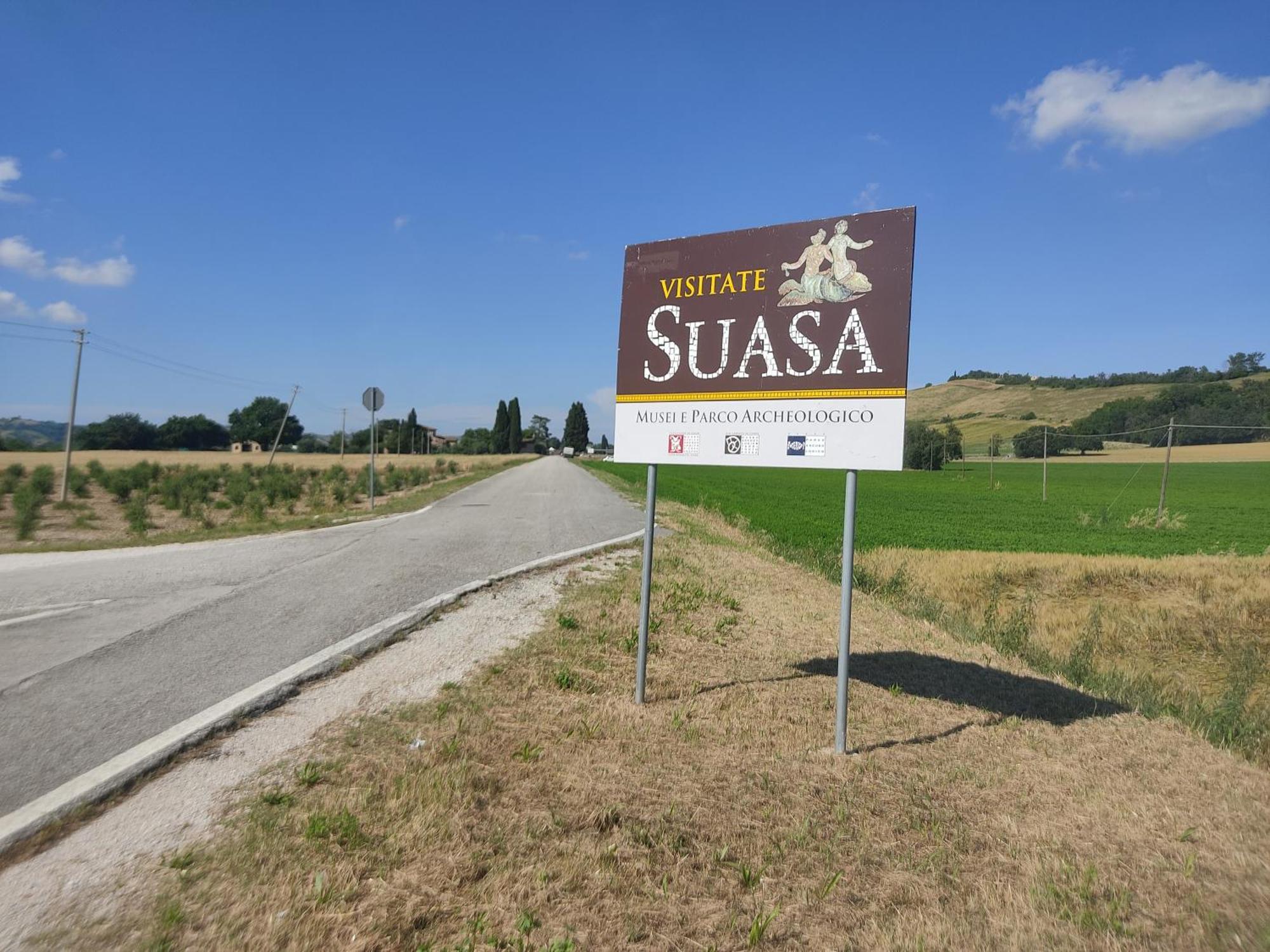 Casa Borgo Fonte Villa Castelleone di Suasa Exterior photo